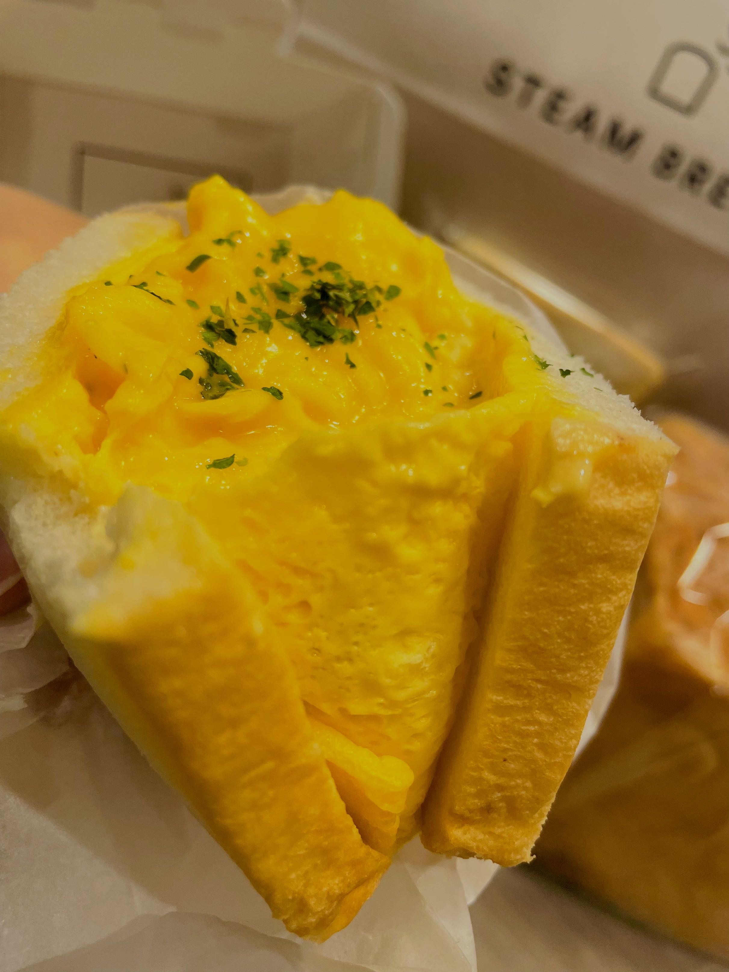 恵比寿の スチパン と飲むチーズオムレツサンド Steam Bread Tokyo 東京 恵比寿 パンめぐ ぱんめぐ パンメグ